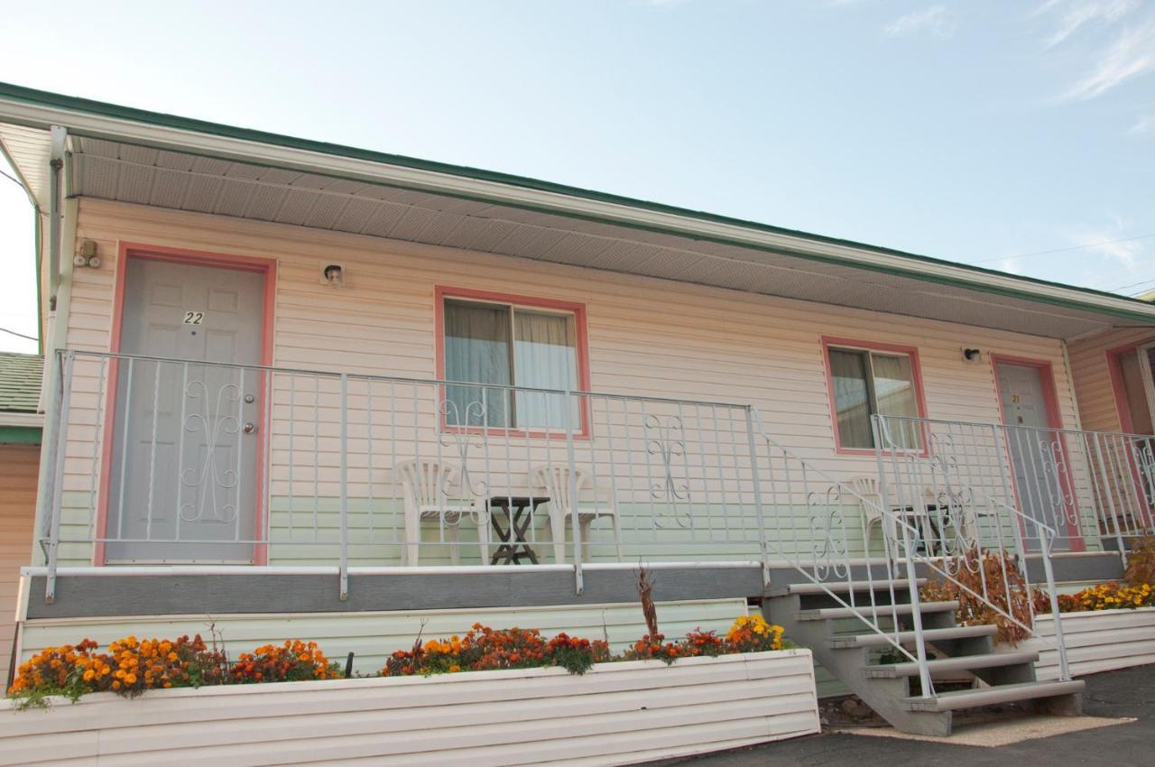 Sunset Motel Creston Zewnętrze zdjęcie